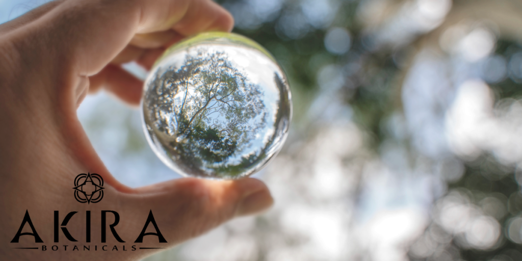 A sphere with a clear image.
